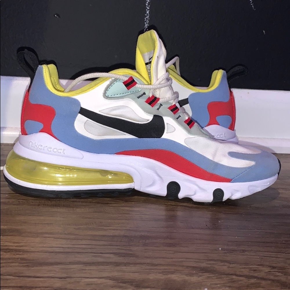 COPY - nike react 270s